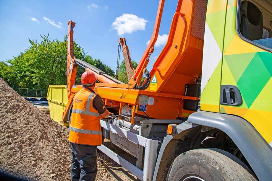 Skip Hire Dunmow Local Skip Hire 01245 466646